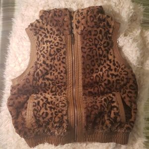 Leopard vest